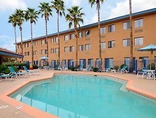 Days Inn Mesa Country Club Экстерьер фото